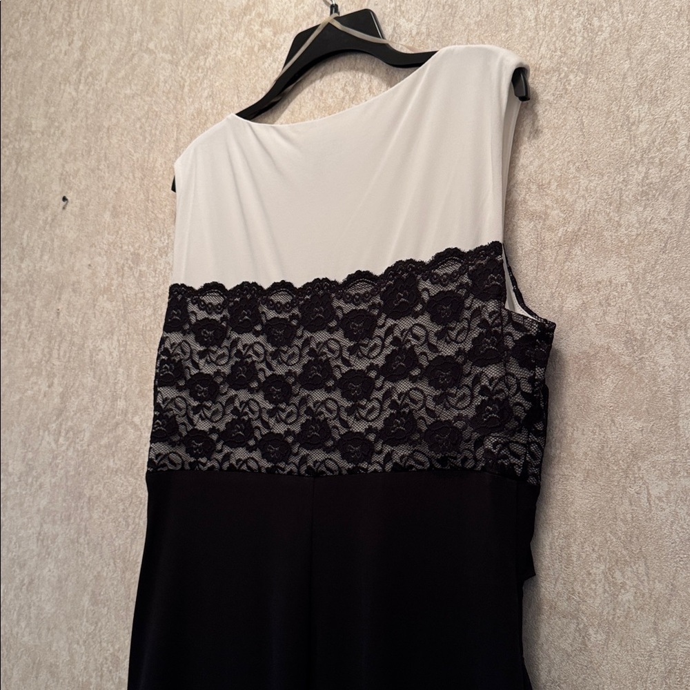 NWT BLACK LAYERED DRESS WITH WHITE & BLACK BODICE - Picture 10 of 13